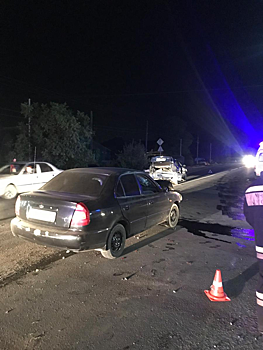 Женщину госпитализировали с травмами: в Азовском районе столкнулись две легковушки