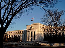 ФРС США третий раз подряд повысила базовую процентную ставку