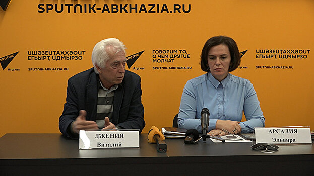 Награды и планы: в Sputnik рассказали о выставке абхазских художников в Москве