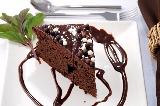 Шоколадный торт с ганашем