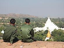 В Мьянме объявили ЧП на год после военного переворота