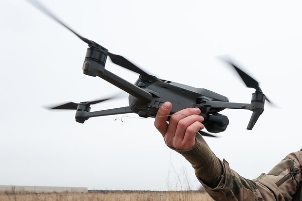 Военблогер сообщил о прилетах БПЛА в разных областях Украины