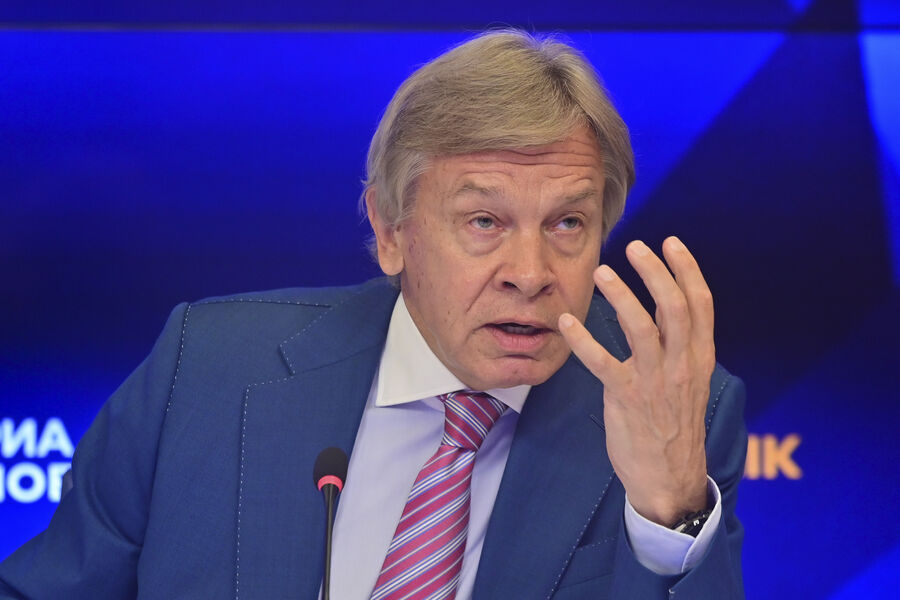 Пушков заявил, что Зеленский боится озвучить свою позицию по плану США