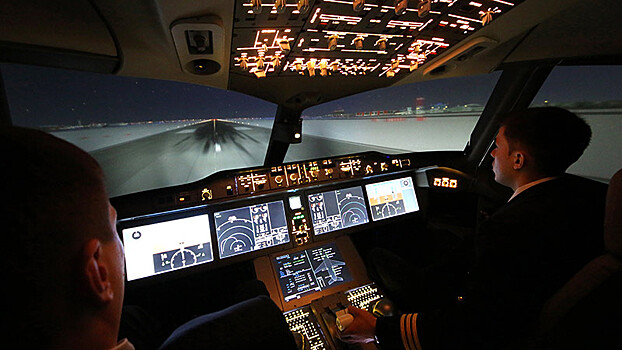 Пилоты-заочники не смогут управлять пассажирским самолетом