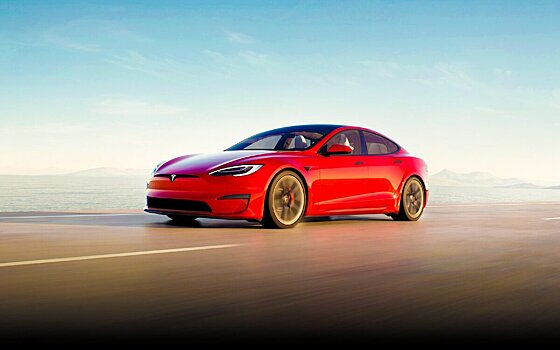 На зарубежном YouTube канале вышло первое впечатление от нового электрокара Tesla Model S Plaid
