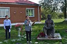 Торжественные мероприятия, посвященные 80-летию со дня рождения Александра Вампилова, состоялись в поселке Кутулик Аларского района