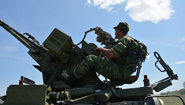 США поддержали призыв Порошенко к отводу тяжелых вооружений