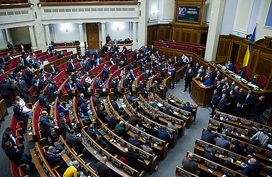 Депутаты партии Зеленского призвали начать переговоры о создании коалиционного правительства с участием всех партий Рады