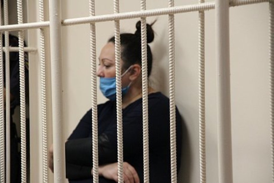 Суд Челнов приговорил Албину Сазонову к 10 годам колонии за 166 эпизодов мошенничества
