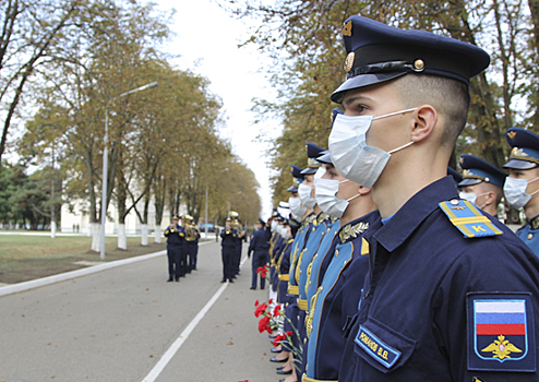 В Краснодарском ВВАУЛ прошли мероприятия, посвященные 5-й годовщине начала антитеррористической операции российских войск в Сирии