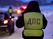 Авария с участием легковушки и тягача произошла на северо-востоке Москвы