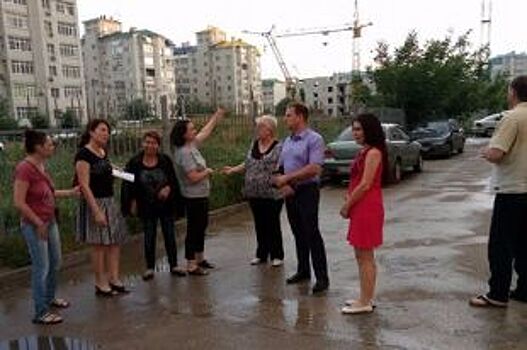 Депутат-коммунист поможет жителям Черкасской благоустроить территорию