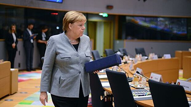 Меркель прокомментировала возможное вступление в ЕС Тираны и Скопье
