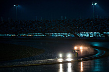 Суперкары сразились в темноте и в грозу на трассе Moscow Raceway