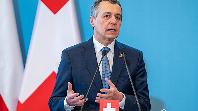 Глава МИД Швейцарии Кассис намерен посетить Москву в феврале