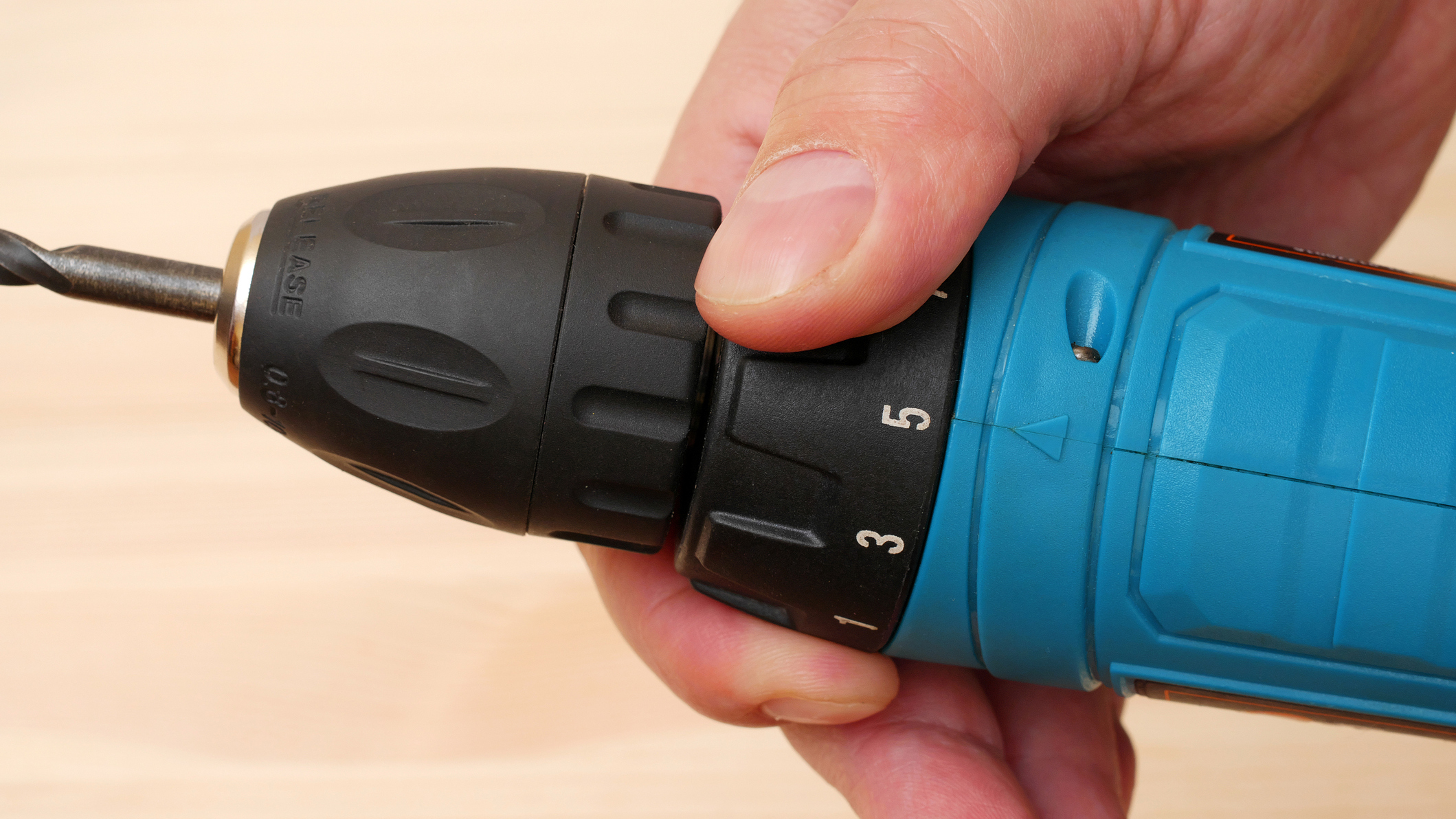 Мастера скрывали это: какой шуруповёрт реально стоит денег