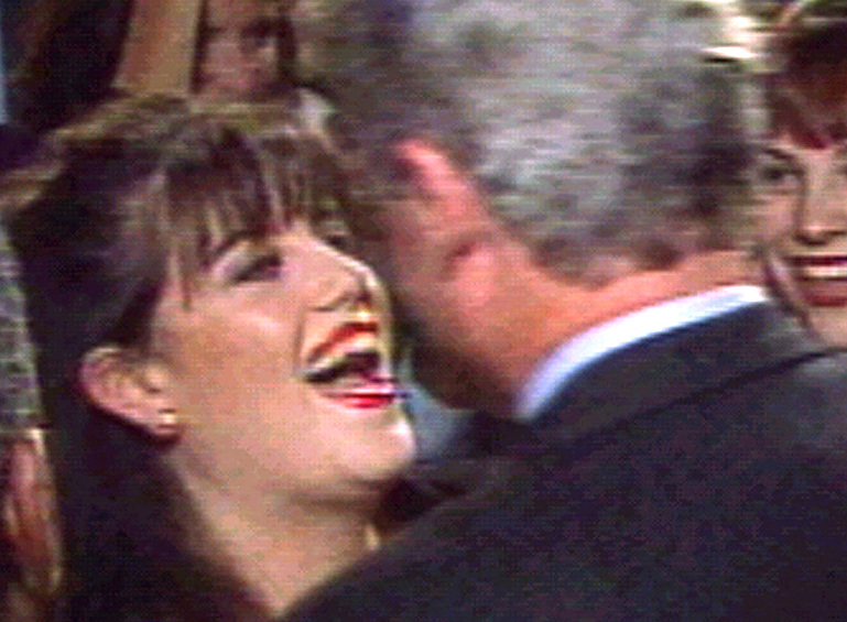 Сегодня, 23 июля, героине главного секс-скандала 90-х исполняется 45 лет