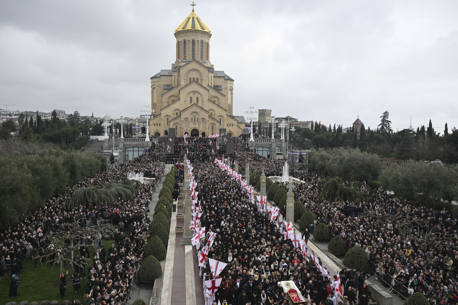 Синод Грузинской Церкви выбрал трех кандидатов на патриарший престол