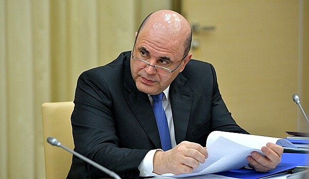 Кабмин возместит операторам расходы за вывоз туристов из-за рубежа