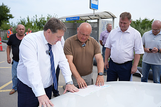 Глава Ульяновска Александр Болдакин проверил ход капремонта системы ХВС в Пригородном