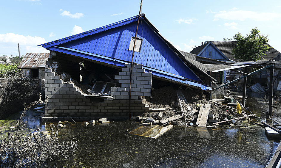 Затопленный дом в городе Голая Пристань Херсонской области