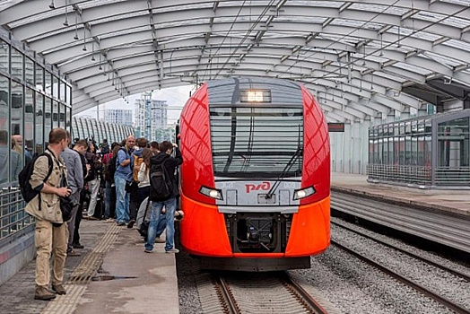 «РЖД» назначат летом более тысячи дополнительных поездов