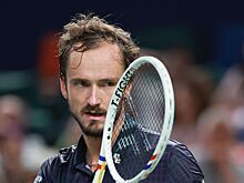 Медведев примет участие в турнире АТР-500 в Роттердаме
