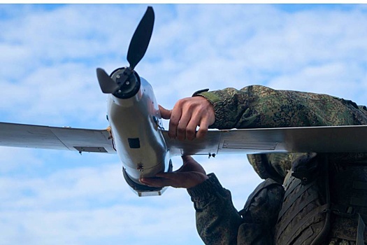 ТАСС: В России создали боевой дрон "Коршун", запускающийся с руки