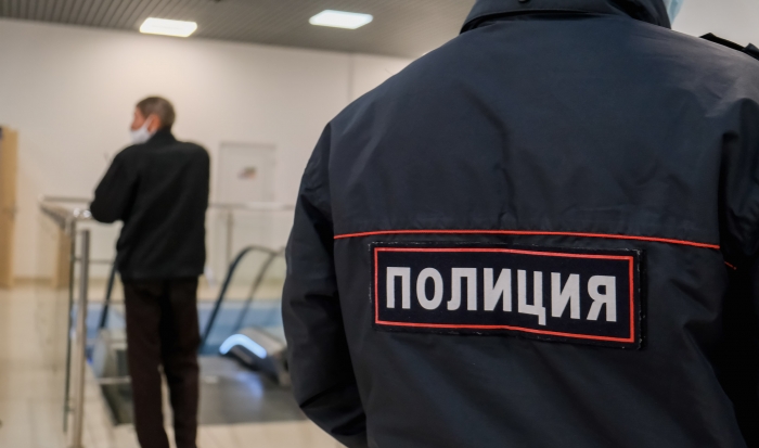 В Волгограде с шеи девушки незнакомец сорвал две золотые цепочки