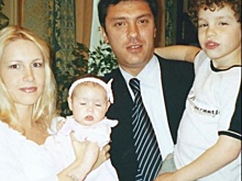Вдова Бориса Немцова опубликовала трогательные фото с сыном
