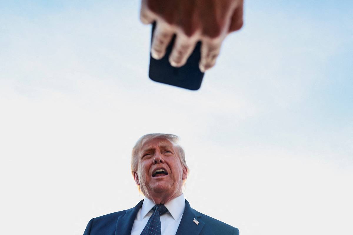 Трамп анонсировал подписание меморандума с Ираном