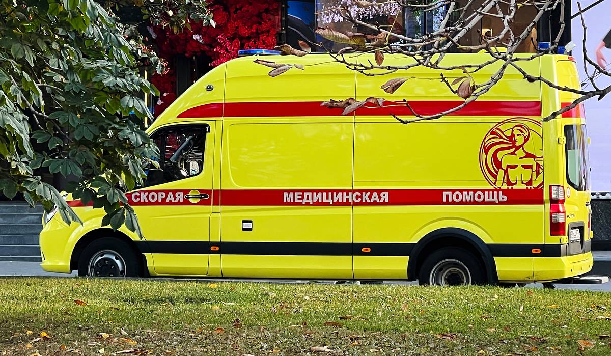 Москвич залез в реку и не выжил