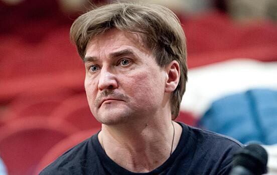 Прощание с Юрием Бутусовым началось в Театре имени Пушкина