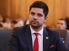 &laquo;Депутат перегрелся&raquo;: на Украине мэр облил водой &laquo;Слугу народа&raquo;
