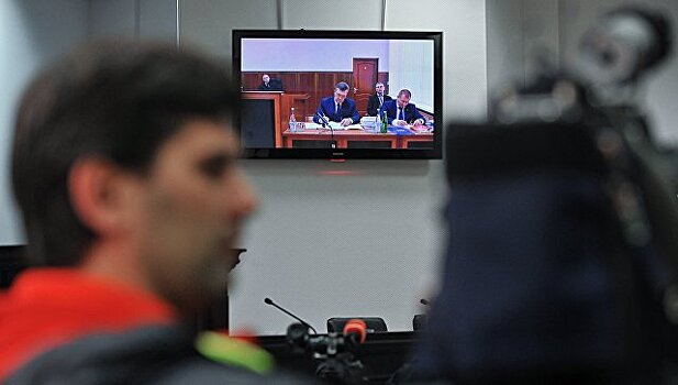 Порошенко допросят по делу Януковича о госизмене на следующей неделе
