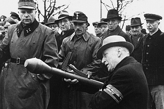 Почему ополченцы Гитлера воевали без оружия