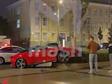 В Москве три человека пострадали в ДТП с Ferrari Portofino