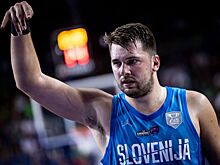 Видео: Лука Дончич сделал подарок юному латвийскому фанату