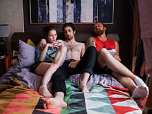 Подруги втягиваются в онлайн-марафон в трейлере второго сезона "Онлайф"