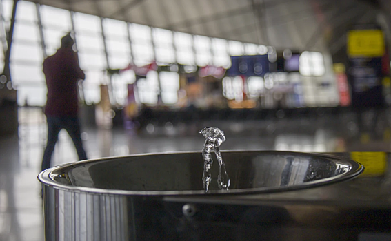 «Народный фронт» обратил внимание на работу авиакомпаний и воду в аэропортах