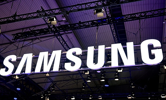 Раскрыта дата презентации первой «трикладушки» Samsung