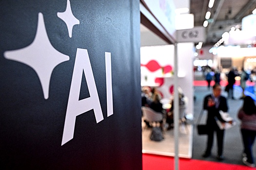 В Риме представили ИИ-гида по имени "Юлия"