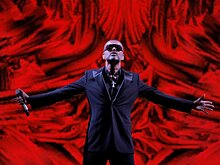 Известного певца по ошибке поздравили с победой на Паралимпиаде