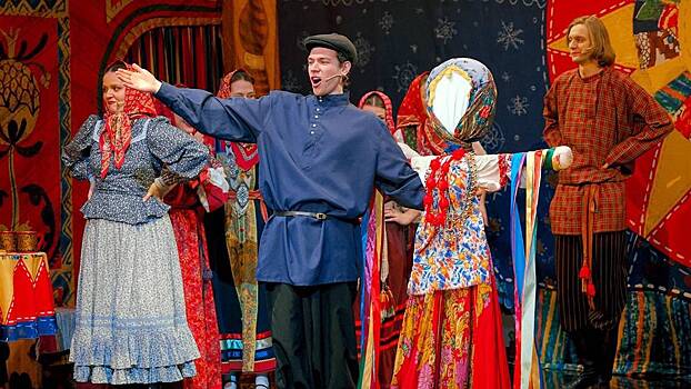 Москвичей приглашают на проводы Масленицы в театр "Русская песня"