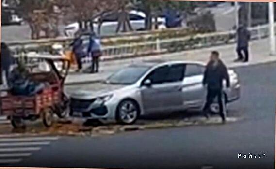 ДТП с вонючими последствиями попало на видео в Китае