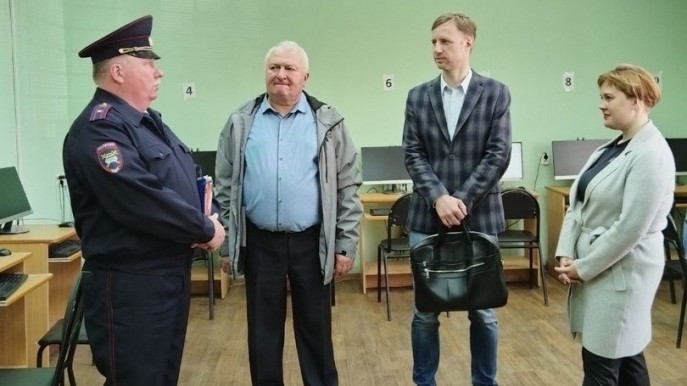 Члены Общественного совета при УМВД России по Вологде провели акцию «Гражданский мониторинг»
