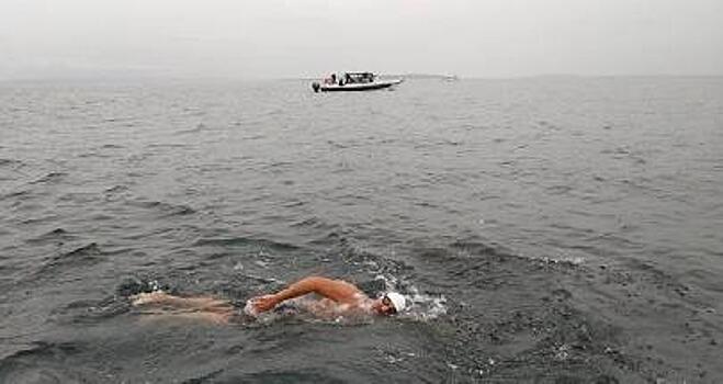58-летний турок переплыл Северный канал