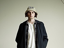Гоша Рубчинский представил линию одежды для марки Burberry