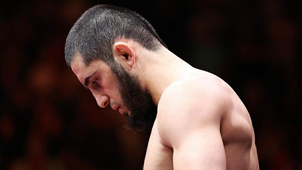 Махачев поставил на наследие. Зачем чемпион UFC в легком весе оставил титул