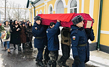 В Курской области простились с погибшим в зоне СВО добровольцем Андреем Митиным